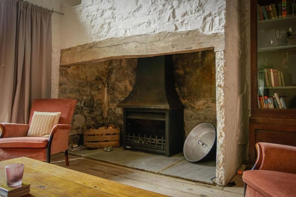 Lower Godney Little House Wells Bagian luar foto