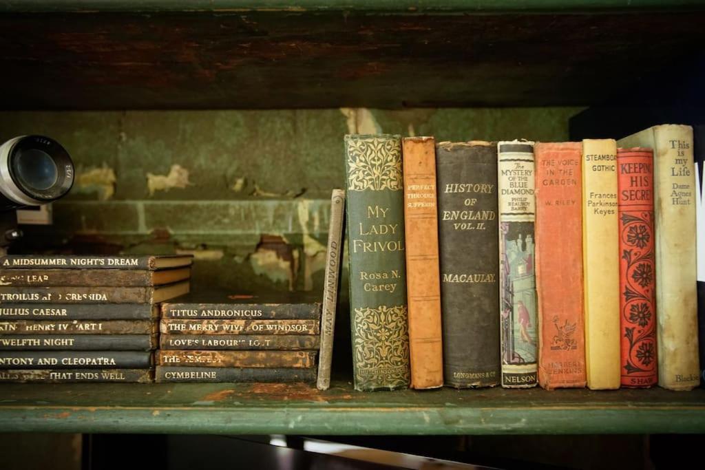 Lower Godney Little House Wells Bagian luar foto