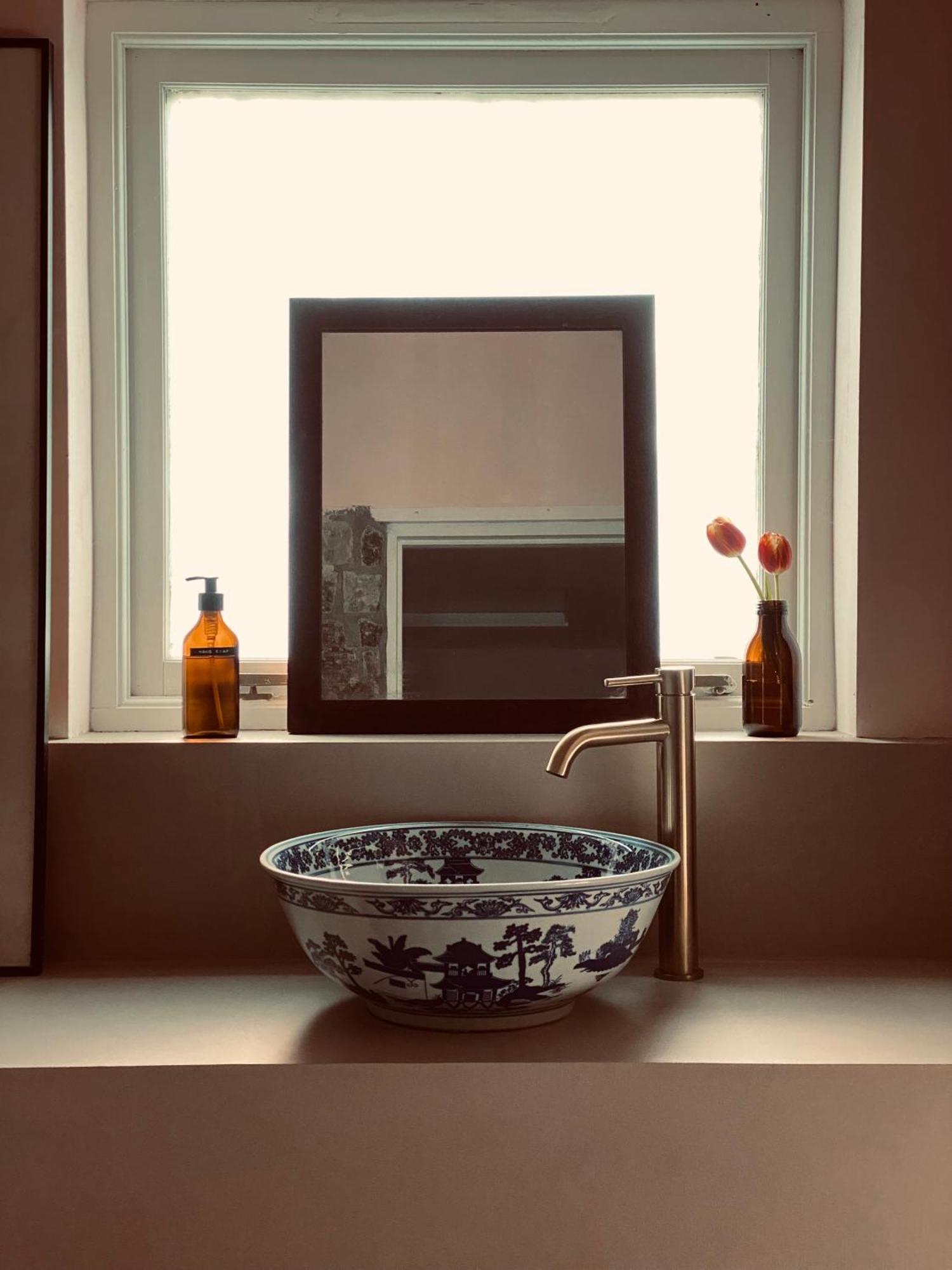 Lower Godney Little House Wells Bagian luar foto