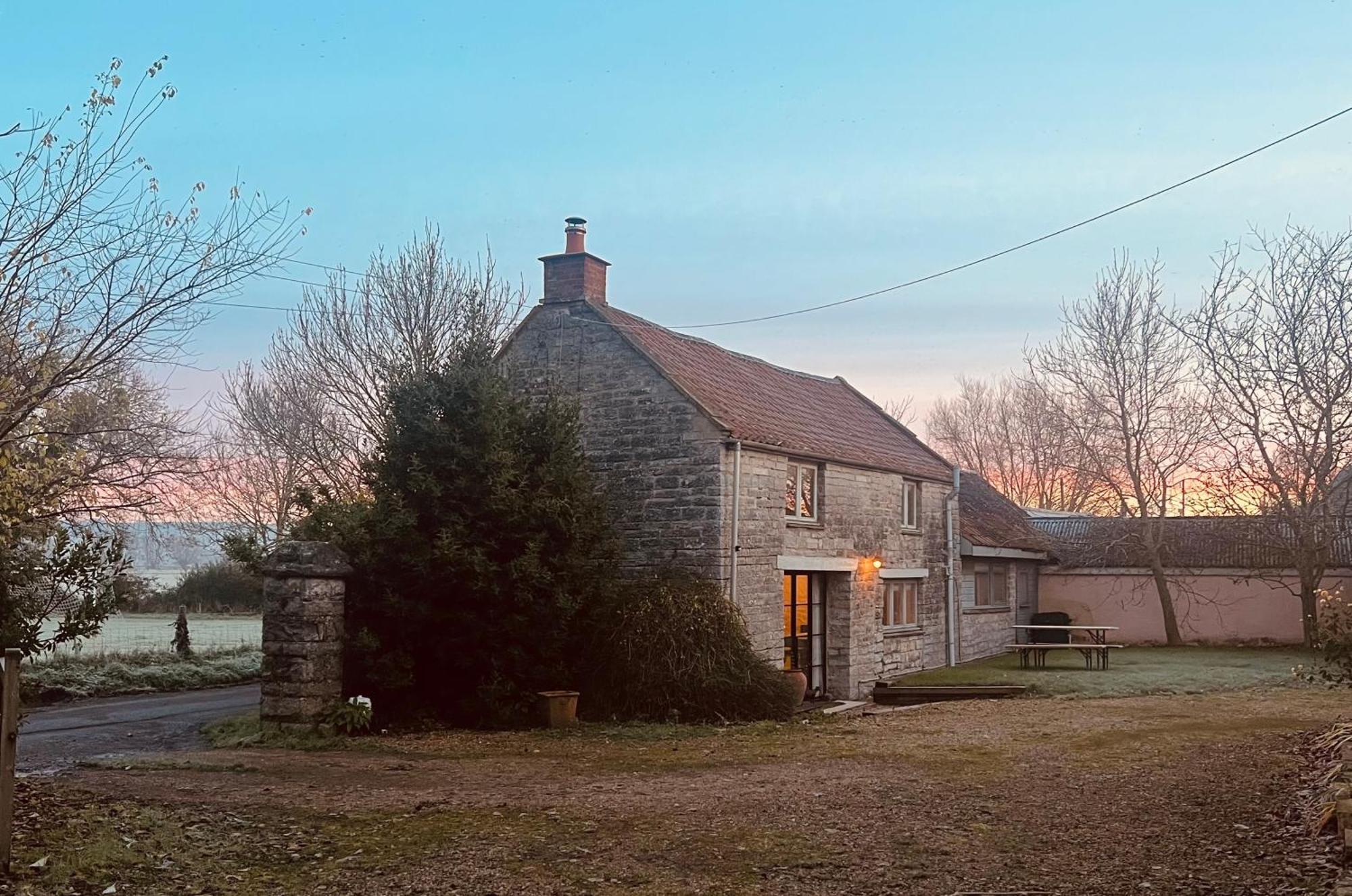Lower Godney Little House Wells Bagian luar foto